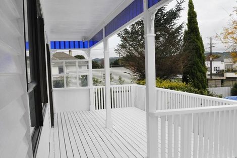 Photo of property in 187 Whites Line East, Waiwhetu, Lower Hutt, 5010