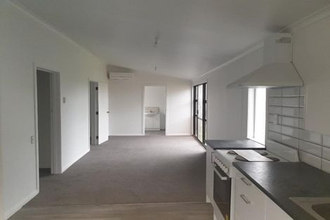 Photo of property in 2 Ruapehu Street, Castlecliff, Whanganui, 4501