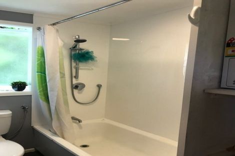 Photo of property in 2 Milne Terrace, Island Bay, Wellington, 6023