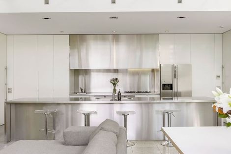 Photo of property in 2/6 Alberon Place, Parnell, Auckland, 1052