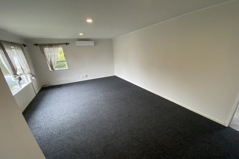 Photo of property in 29a-c Point England Road, Point England, Auckland, 1072