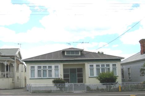 Photo of property in 62 Calliope Road, Stanley Point, Auckland, 0624