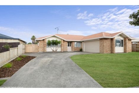 Photo of property in 10 Aldershot Place, Nawton, Hamilton, 3200