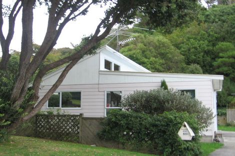 Photo of property in 60a The Drive, Tawa, Wellington, 5028