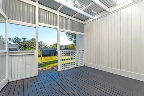 Photo of property in 28 De Lautour Road, Inner Kaiti, Gisborne, 4010