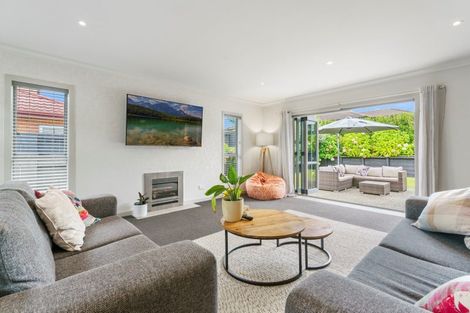 Photo of property in 5 Condor Drive, Pyes Pa, Tauranga, 3112