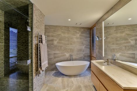 Photo of property in 7 Hidden Island Road, Jacks Point, Queenstown, 9371