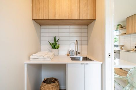 Photo of property in 2/3 Raukawa Street, Stokes Valley, Lower Hutt, 5019