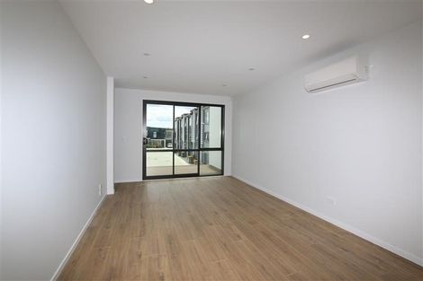 Photo of property in 7 Glenae Lane, Hobsonville, Auckland, 0618