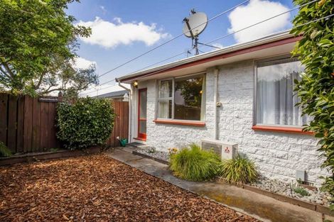 Photo of property in 3/5 Division Street, Riccarton, Christchurch, 8041