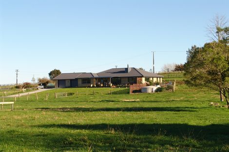 Photo of property in 820 Rukuhia Road, Ngahinapouri, Ohaupo, 3882