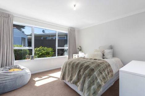 Photo of property in 30 Sea Vista Drive, Pukerua Bay, 5026