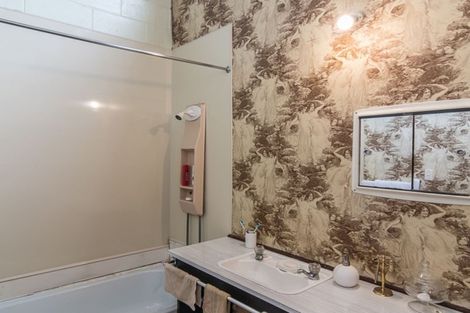 Photo of property in 99a Ruahine Street, Paraparaumu, 5032