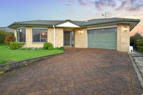 Photo of property in 7 Denny Hulme Drive, Mount Maunganui, 3116