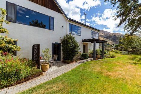 Photo of property in 74 Bills Way, Wanaka, 9305