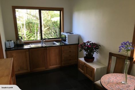 Photo of property in 3 Armour Road, Parau, Auckland, 0604