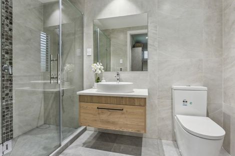 Photo of property in 10 Tawatawa Street, Long Bay, Auckland, 0630