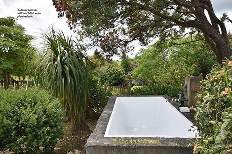 Photo of property in 52 Gallie Branch Road, Matakohe, 0594