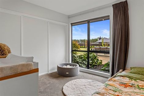 Photo of property in 77 Kingsdowne Drive, West Melton, 7618