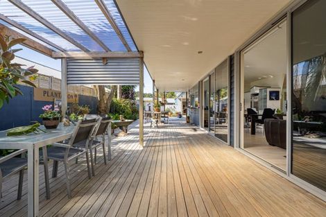 Photo of property in 13 Parkland Place, Whitianga, 3510