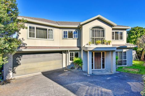Photo of property in 57a Ribbonwood Crescent, Goodwood Heights, Auckland, 2105