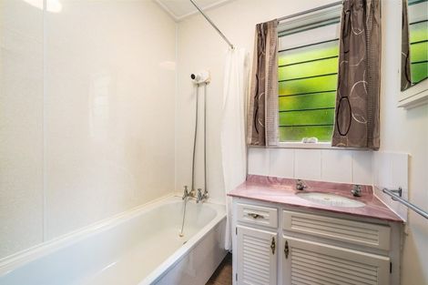 Photo of property in 41 Village Loop Road, Waipori Falls, Outram, 9073