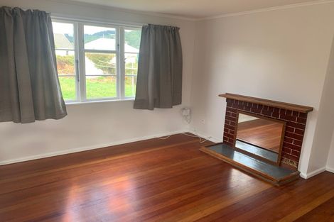 Photo of property in 13-15 Gillespie Street, Taita, Lower Hutt, 5011