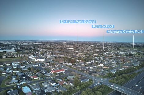 Photo of property in 50 Te Puketoka Lane, Mangere, Auckland, 2022