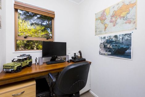 Photo of property in 69 Chatsworth Road, Silverstream, Upper Hutt, 5019