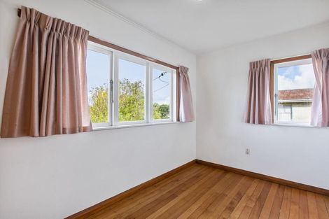 Photo of property in 41 Blockhouse Bay Road, Avondale, Auckland, 1026