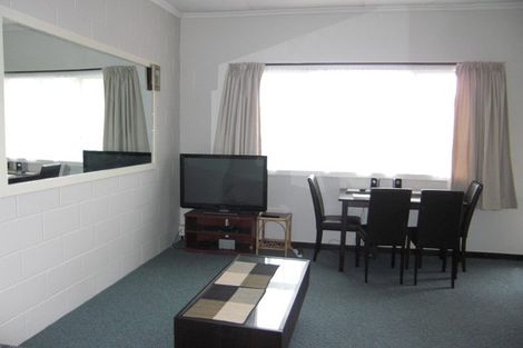 Photo of property in 64 Heriot Row, North Dunedin, Dunedin, 9016