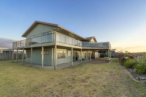 Photo of property in 9 Mariri Place, Waitarere Beach, Levin, 5510