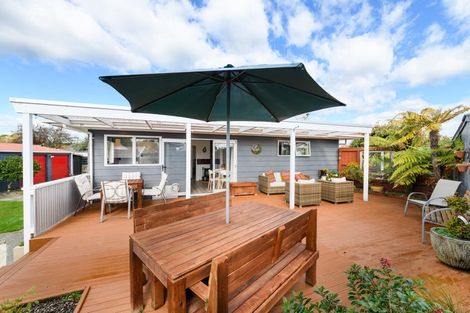 Photo of property in 2 Grant Place, Awapuni, Palmerston North, 4412