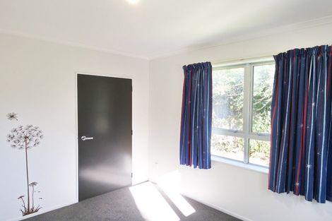 Photo of property in 22 Alexander Street, Waikanae, 5036