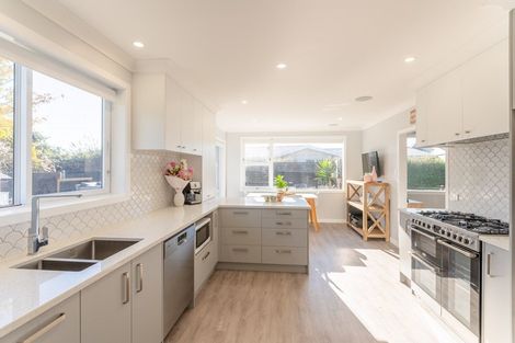 Photo of property in 27 Callender Terrace, Paraparaumu Beach, Paraparaumu, 5032