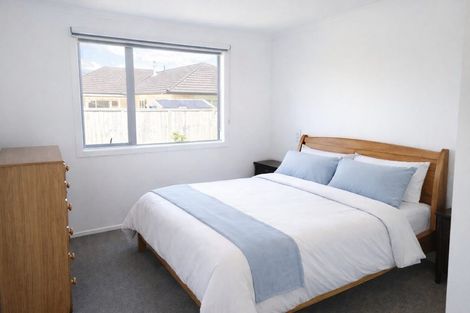 Photo of property in 28a San Priamo Place, Paraparaumu Beach, Paraparaumu, 5032