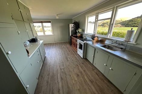 Photo of property in 423 Castle Hill Road, Alfredton, Eketahuna, 4996