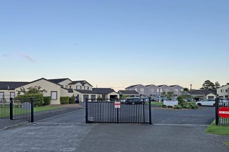 Photo of property in 8/18 Alicante Avenue, Hillpark, Auckland, 2102