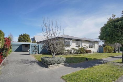 Photo of property in 15 Inwoods Road, Parklands, Christchurch, 8083