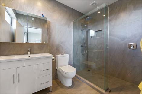 Photo of property in 42 Miller Rise, Silverdale, 0932