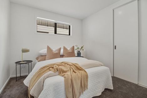 Photo of property in 85a Awaroa Road, Sunnyvale, Auckland, 0612