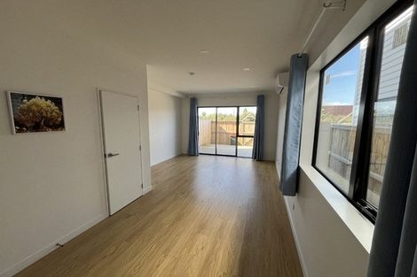 Photo of property in 9 Kaha Road, Takanini, 2110