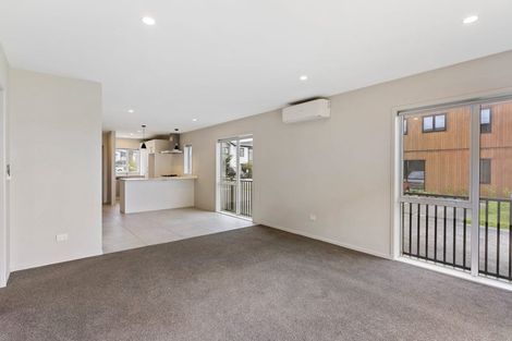 Photo of property in 8 Recovery Road, Papakura, 2110