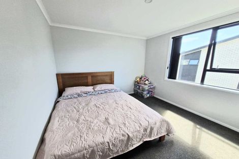 Photo of property in 29 Discovery Place, Marfell, New Plymouth, 4310