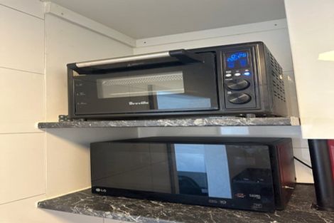 Photo of property in 1/41 Bentley Avenue, Glenfield, Auckland, 0629