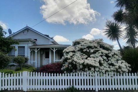Photo of property in 165 Cambridge Street, Levin, 5510