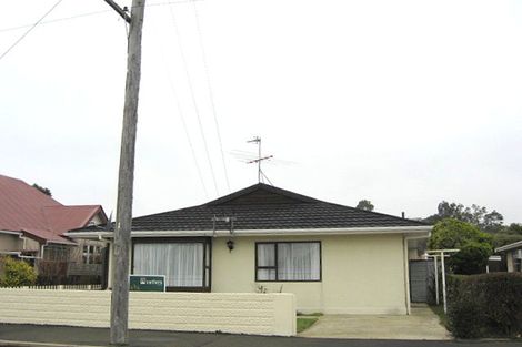 Photo of property in 11b Royal Crescent, Saint Kilda, Dunedin, 9012