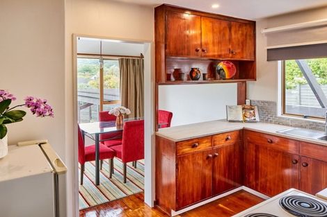 Photo of property in 18c Caesars Place, Churton Park, Wellington, 6037