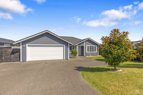 Photo of property in 9 Goldstone Place, Omokoroa, 3114