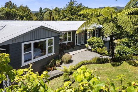 Photo of property in 7 Dawn Grove, Brown Owl, Upper Hutt, 5018